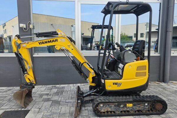 -YANMAR VIO17