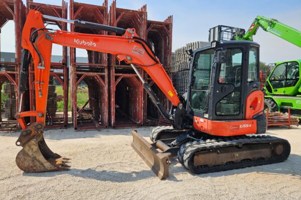 -KUBOTA U55-4 GIROSAGOMA